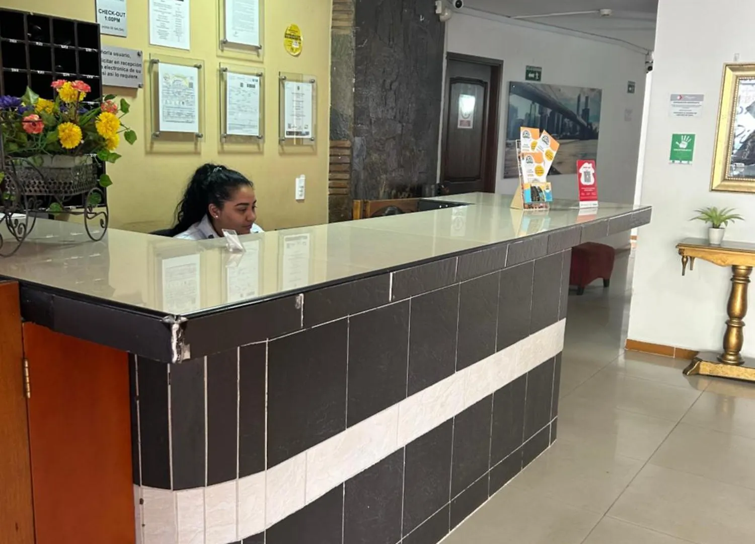 Hotel Picasso 70 Medellin